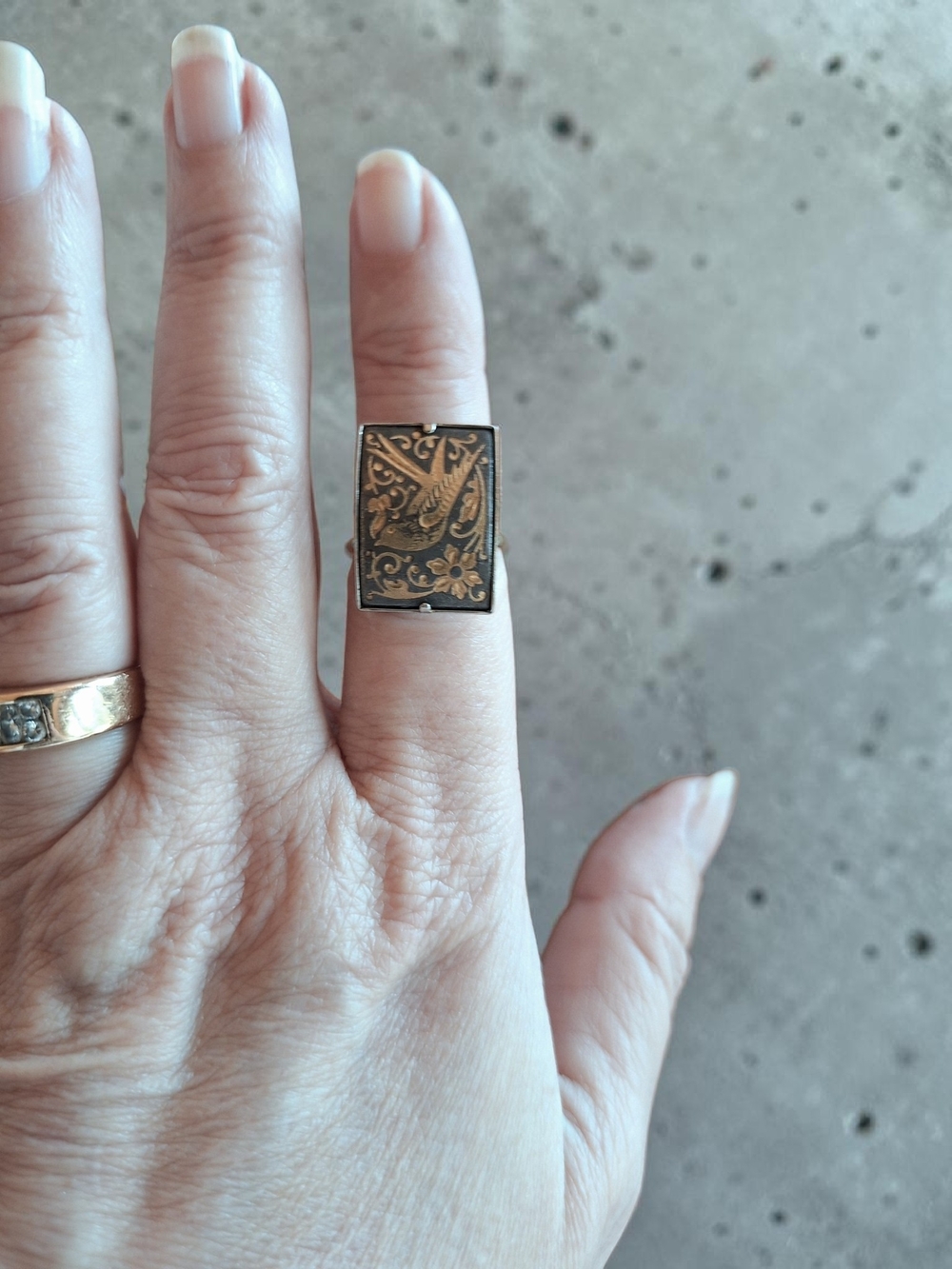 Vintage Damasquinado Ring  Adjustable Gold Foil!